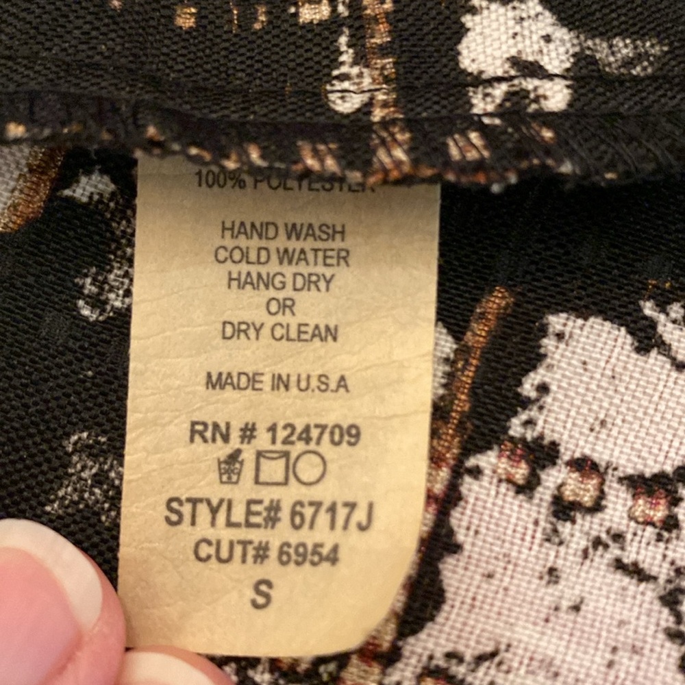 Fabulous designer jacket, worn twice at most! - Picture 5 of 6